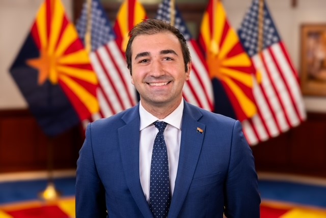Nicholas Capozzi headshot